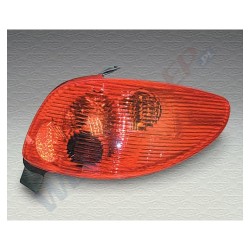 Lampa tylna Peugeot 206T Ry2003 lewy