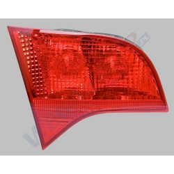 Lampa tylna wewnętrzna z listwą Audi A4 Avant 11/2004   lewy