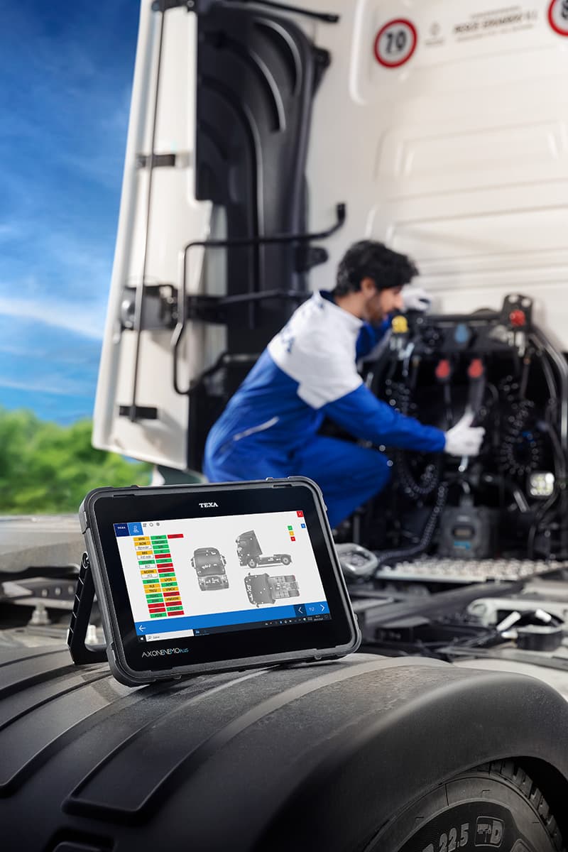 Axone Nemo Plus z oprogramowaniem (Truck) + TXT Multihub 2 z aktualizacją 